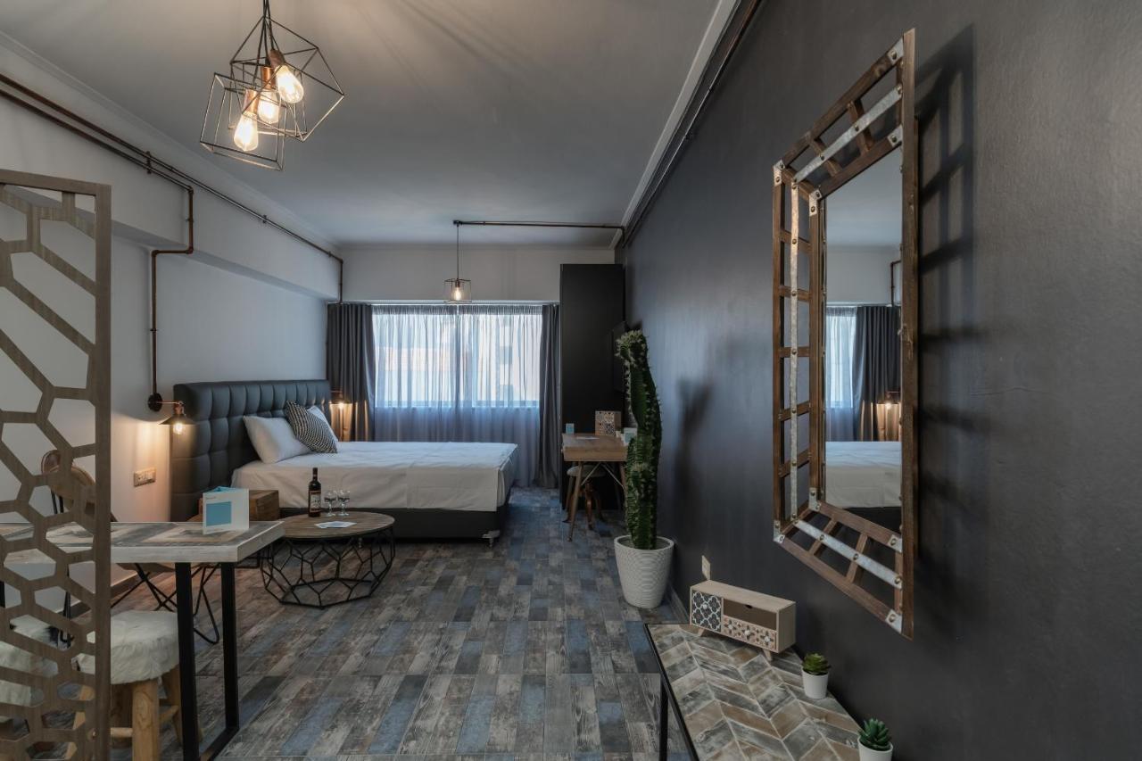 Amazing Apartments @ Aiolou Str. Ateny Zewnętrze zdjęcie