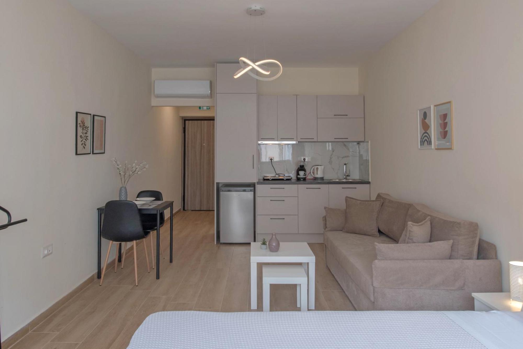 Amazing Apartments @ Aiolou Str. Ateny Zewnętrze zdjęcie