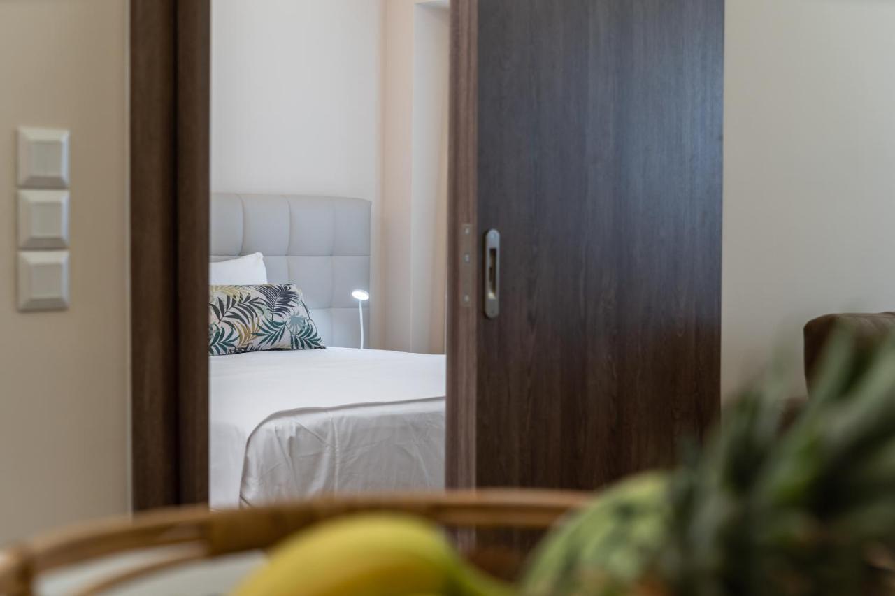 Amazing Apartments @ Aiolou Str. Ateny Zewnętrze zdjęcie